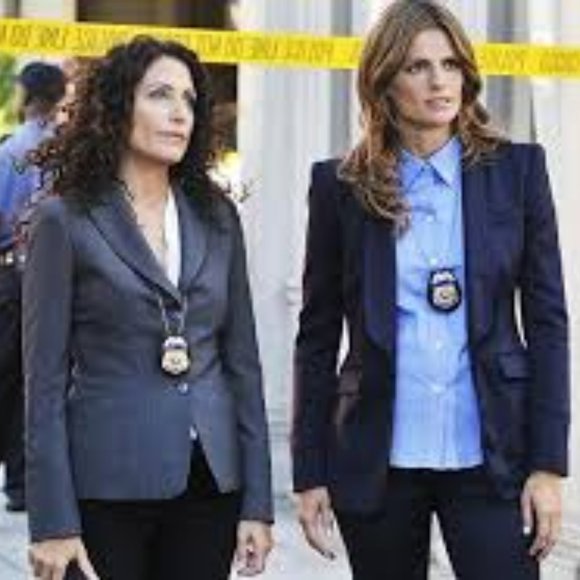 Excellent Used Condition CASTLE TV Series 5 SEASON DVD Collector's 25 disc set - Picture 10 of 10